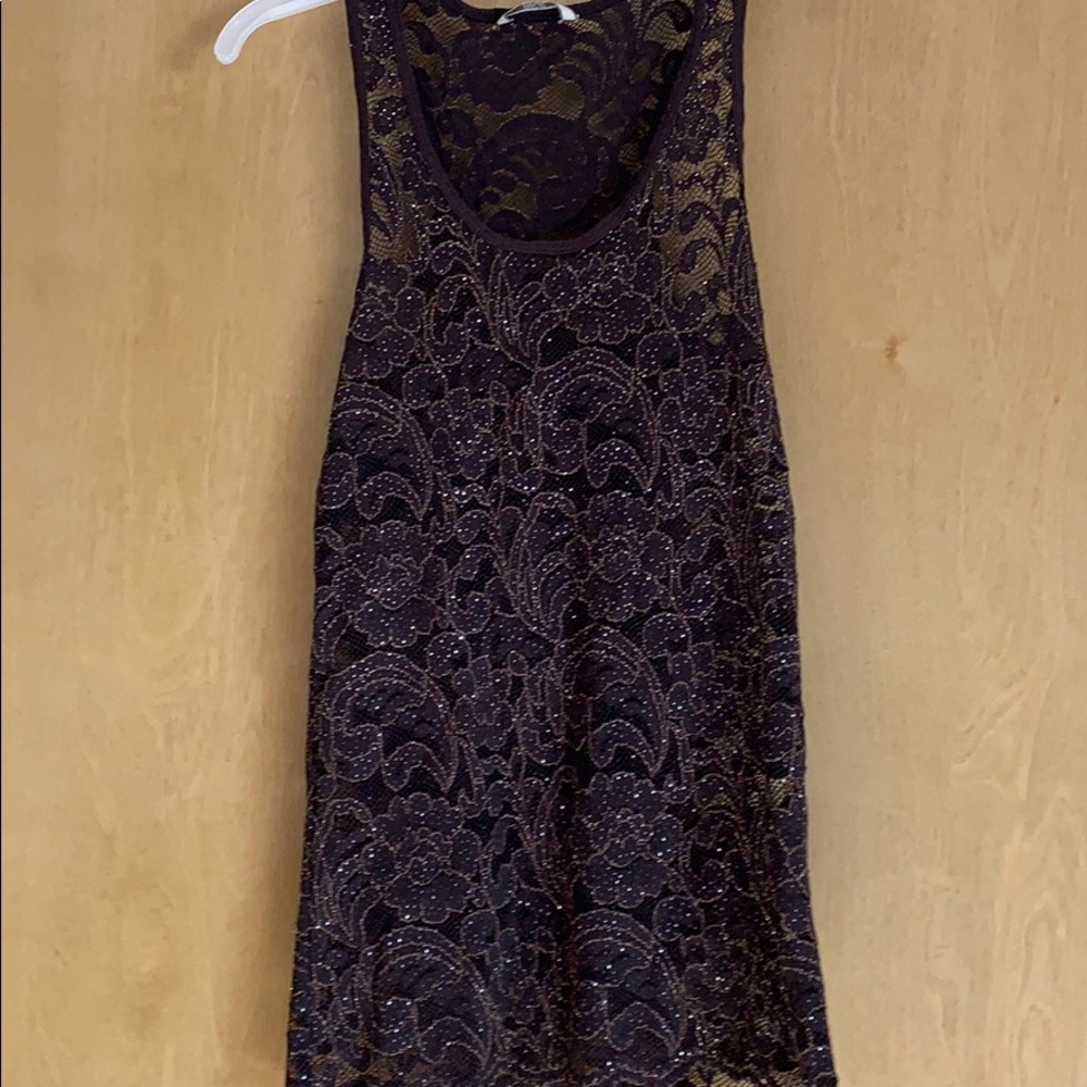 Buckle beaded tank in brown